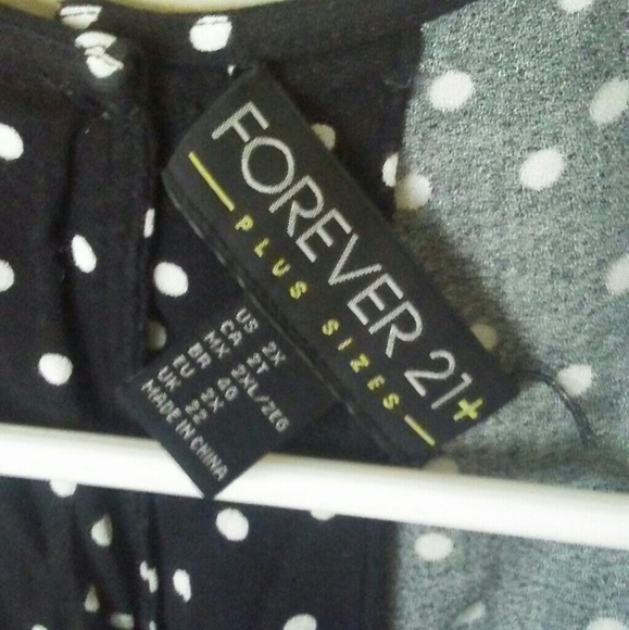 FOREVER 21 Polka Dot Tank - Picture 3 of 3